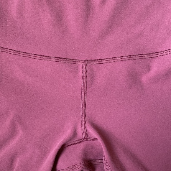 Align 25” misty merlot size 2 lululemon euc - Picture 3 of 13
